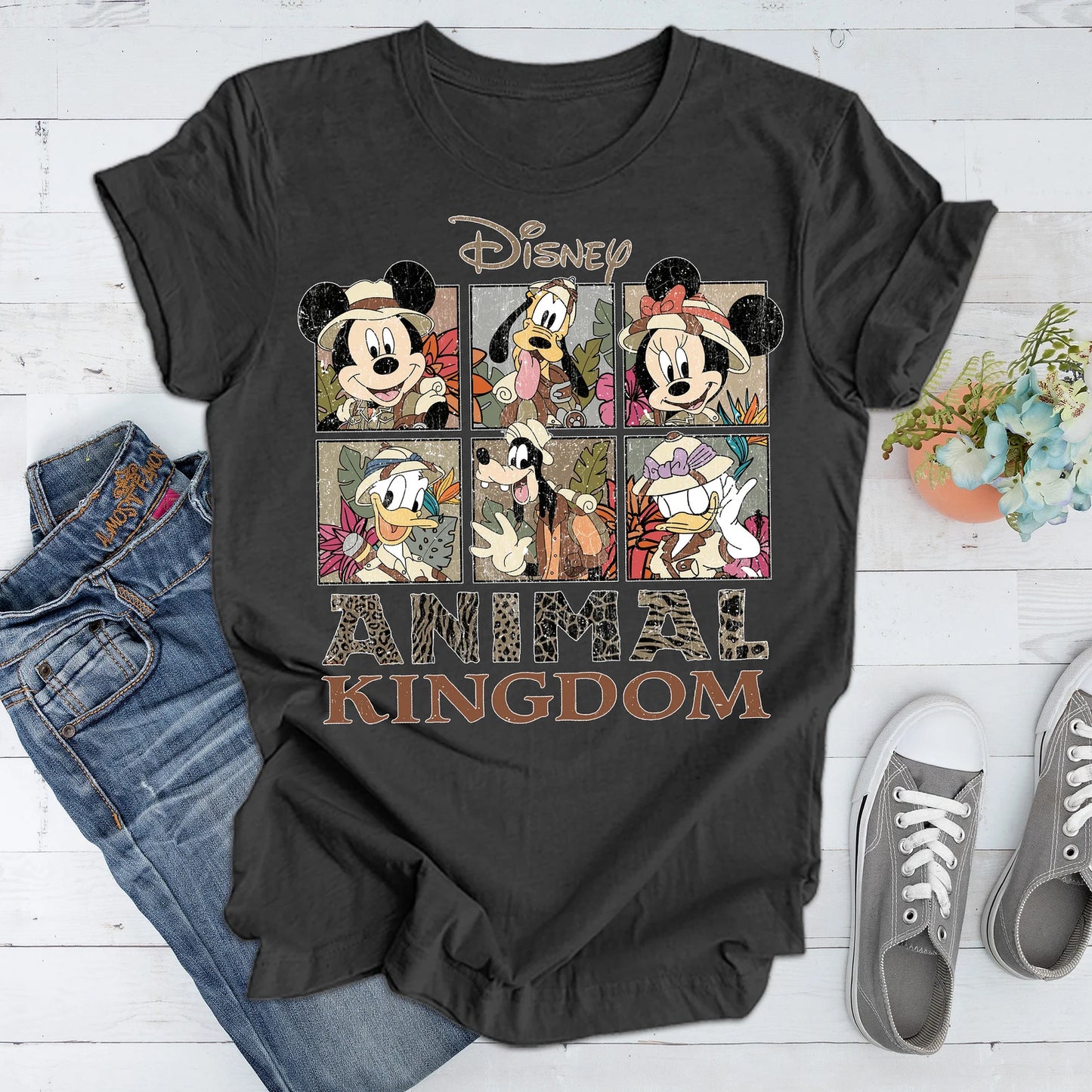 Disney Shirt, Mickey And Friends Shirt, Mickey And Friends Minnie Donald Daisy Goofy Pluto Shirt, Disney, Disneyland Shirt,Disneyworld Shirt RAGLAN